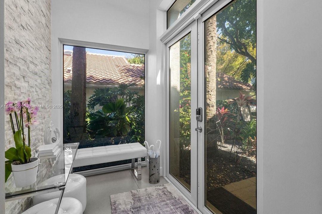 待售: $899,000 (4 贝兹, 4 浴室, 2722 平方英尺)