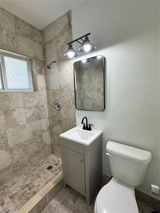 Recently Rented: $1,970 (1 beds, 2 baths, 0 Square Feet)