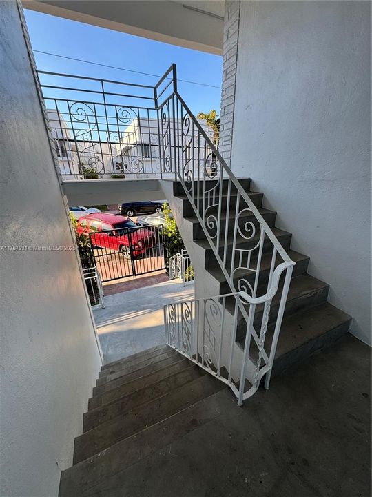 Recently Rented: $1,970 (1 beds, 2 baths, 0 Square Feet)