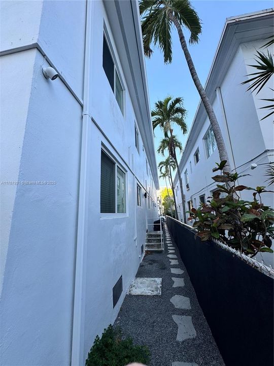 Recently Rented: $1,970 (1 beds, 2 baths, 0 Square Feet)