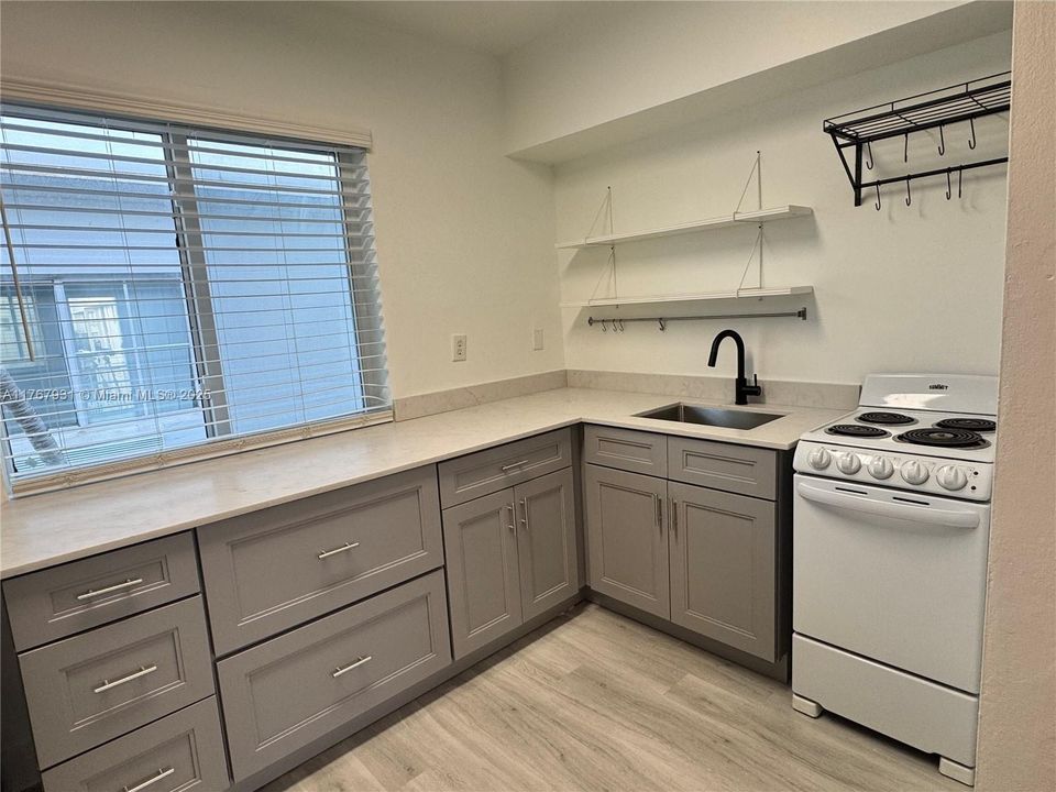 Recently Rented: $1,970 (1 beds, 2 baths, 0 Square Feet)