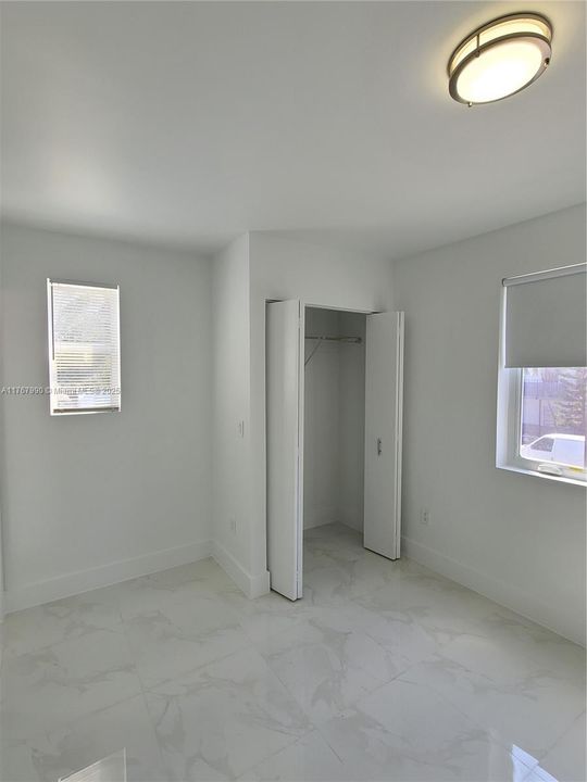 Recently Rented: $1,620 (1 beds, 1 baths, 2152 Square Feet)