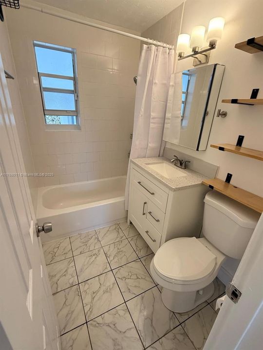 Recently Rented: $2,200 (2 beds, 1 baths, 874 Square Feet)