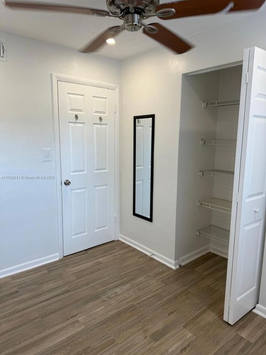 Recently Rented: $2,200 (2 beds, 1 baths, 874 Square Feet)