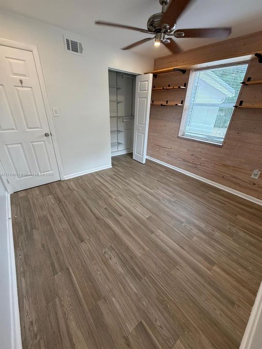 Recently Rented: $2,200 (2 beds, 1 baths, 874 Square Feet)