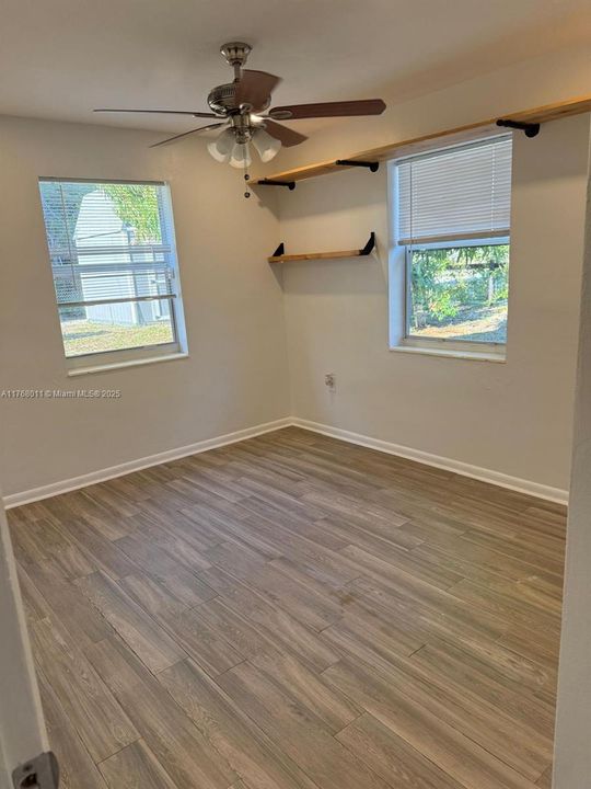 Recently Rented: $2,200 (2 beds, 1 baths, 874 Square Feet)