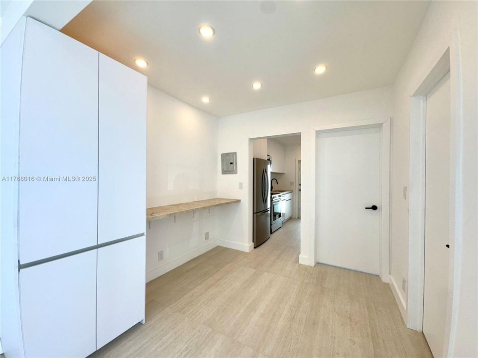 Recently Rented: $2,000 (1 beds, 1 baths, 601 Square Feet)