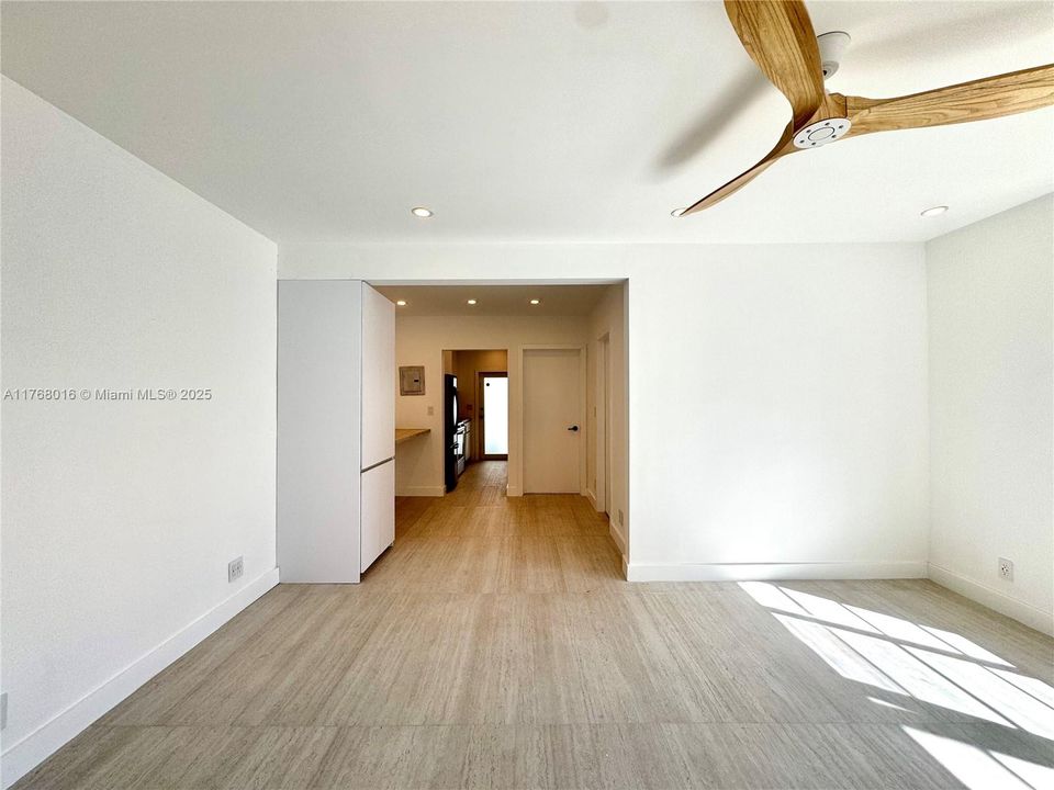 Recently Rented: $2,000 (1 beds, 1 baths, 601 Square Feet)