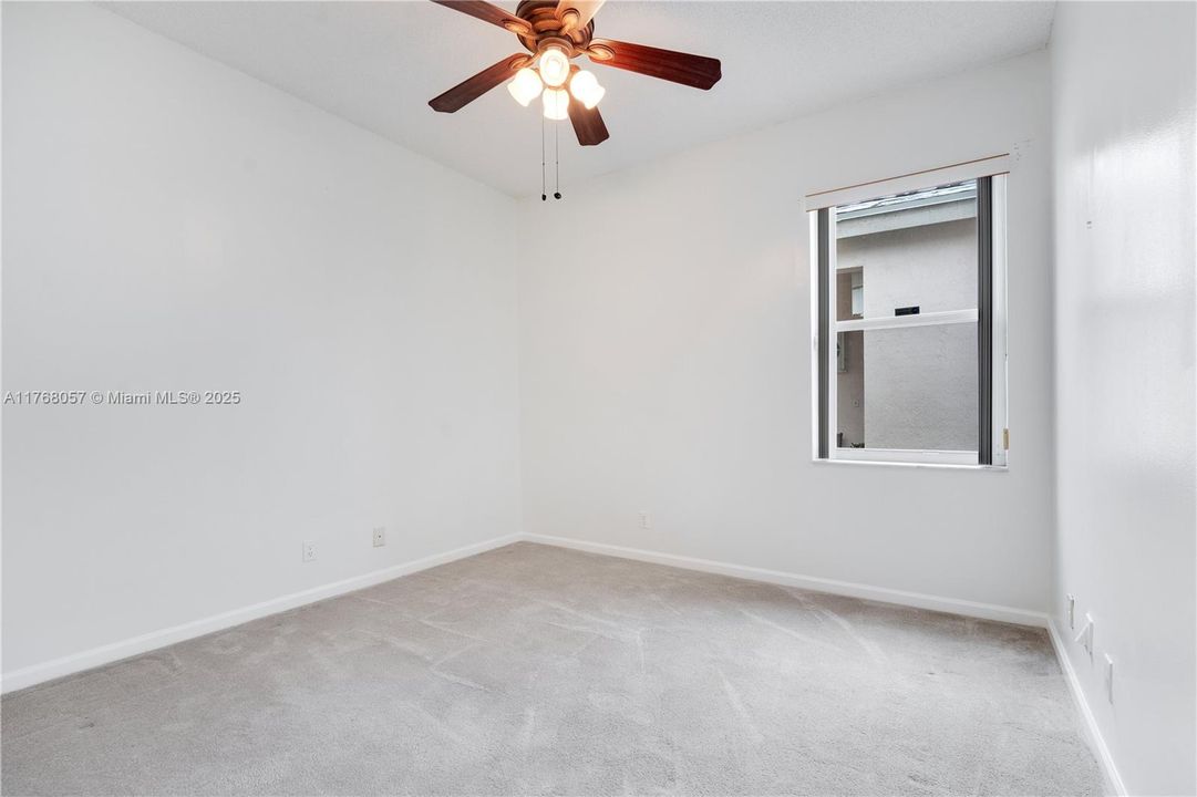 Recently Sold: $558,900 (3 beds, 2 baths, 1694 Square Feet)