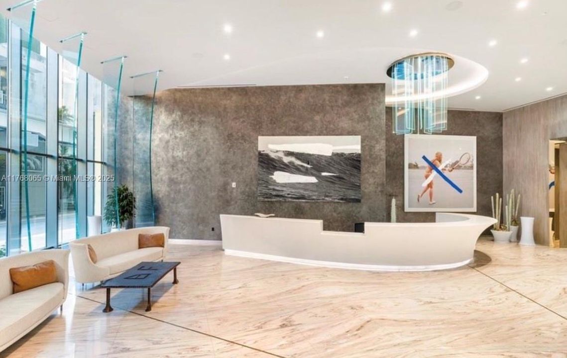 For Sale: $1,199,000 (1 beds, 2 baths, 1022 Square Feet)