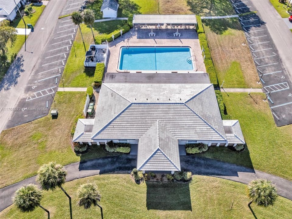 Recently Sold: $349,999 (2 beds, 2 baths, 1682 Square Feet)