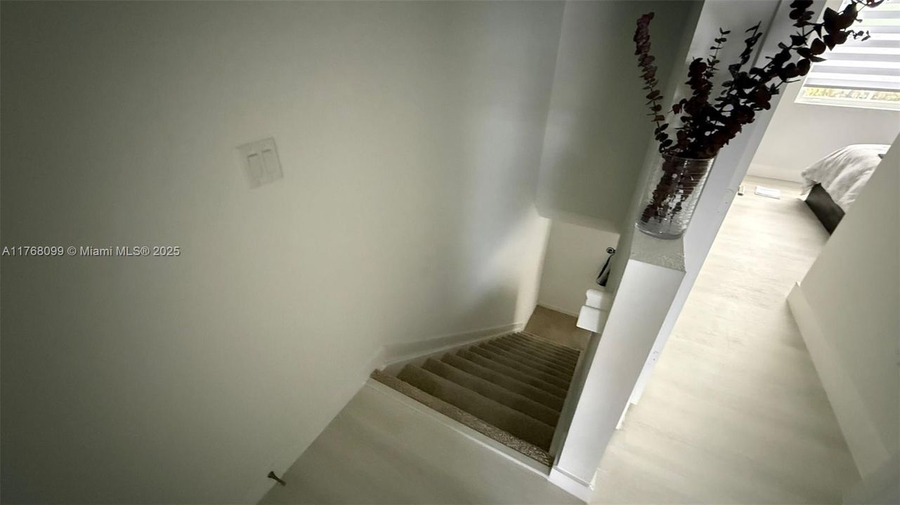 Recientemente alquilado: $2,350 (2 camas, 2 baños, 1208 Pies cuadrados)