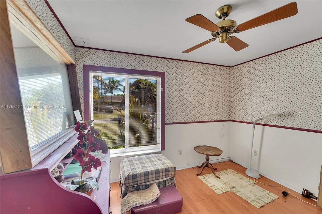 Recently Sold: $625,000 (3 beds, 2 baths, 1791 Square Feet)