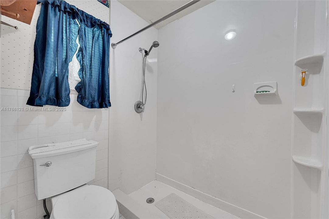 Recently Sold: $625,000 (3 beds, 2 baths, 1791 Square Feet)