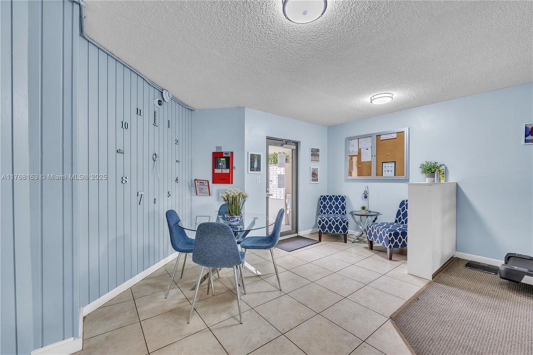 Vendido Recientemente: $179,000 (1 camas, 1 baños, 685 Pies cuadrados)