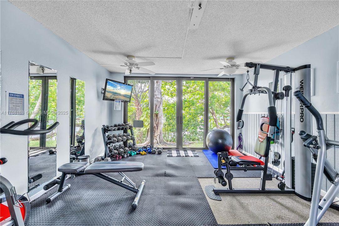 Vendido Recientemente: $179,000 (1 camas, 1 baños, 685 Pies cuadrados)