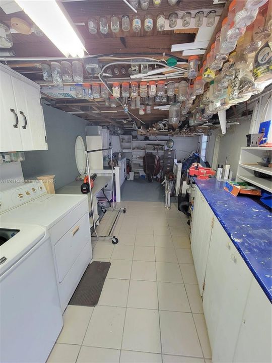 Vendido Recientemente: $498,900 (3 camas, 2 baños, 1895 Pies cuadrados)