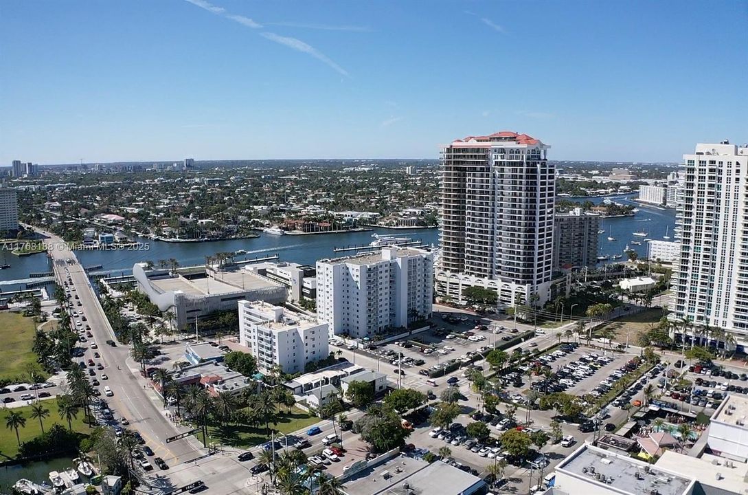 Recently Rented: $1,995 (1 beds, 1 baths, 647 Square Feet)