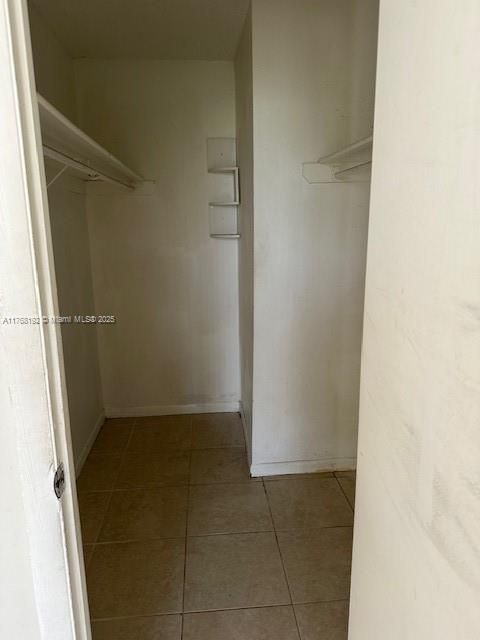 For Sale: $150,000 (2 beds, 2 baths, 1036 Square Feet)