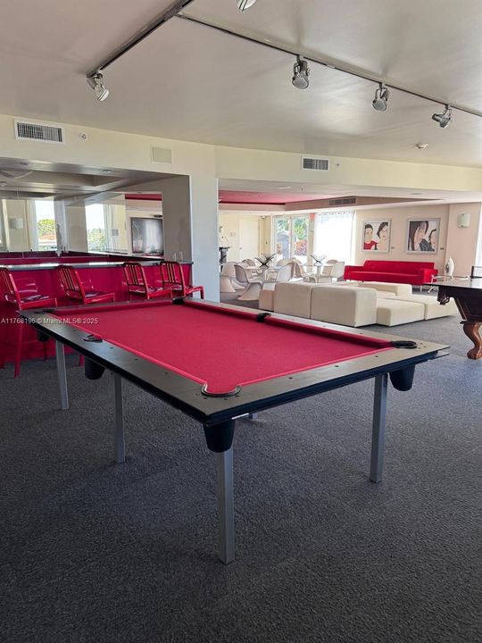 最近租的: $2,275 (1 贝兹, 1 浴室, 760 平方英尺)