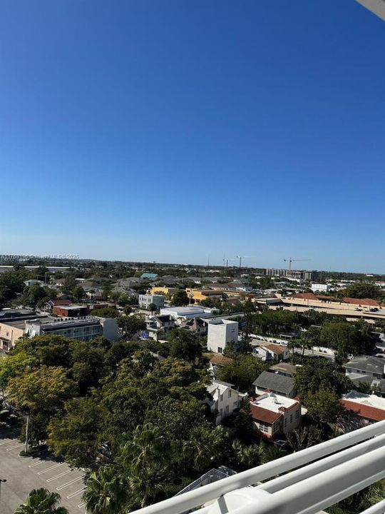 最近租的: $2,275 (1 贝兹, 1 浴室, 760 平方英尺)