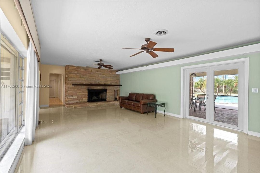 Huge living area and fireplace