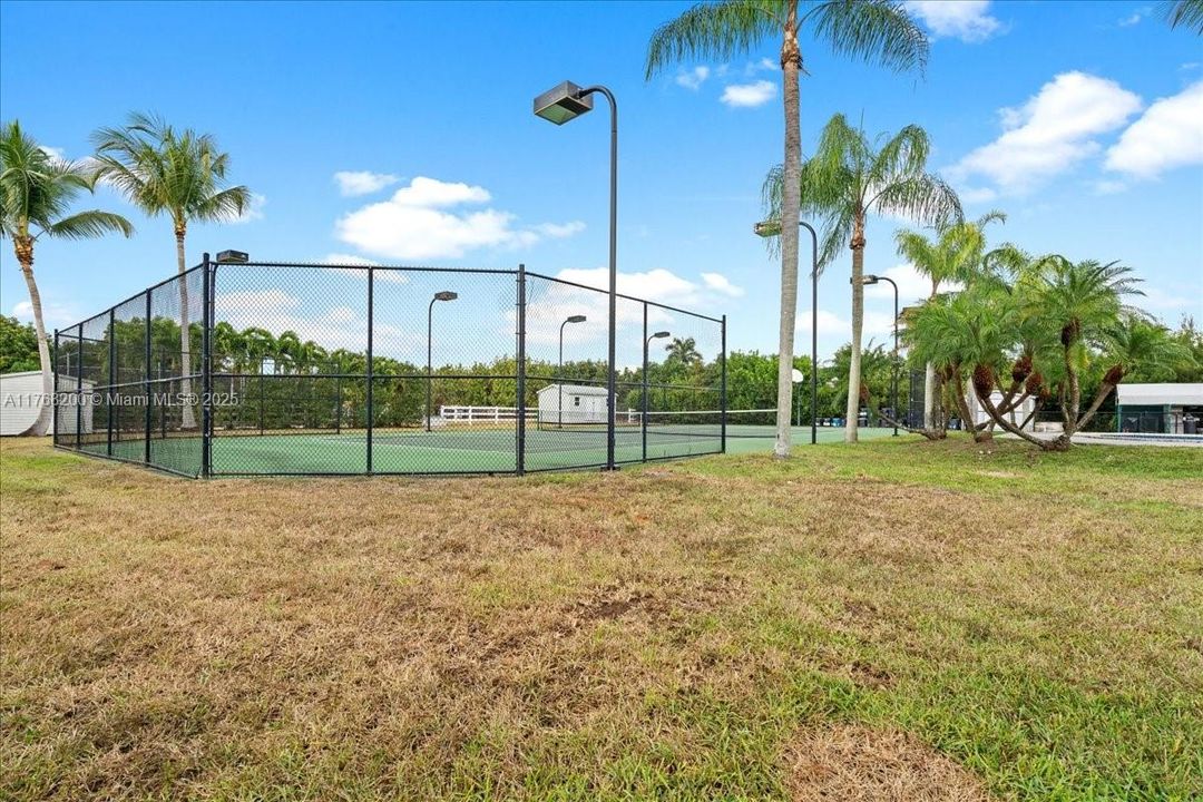 Recently Sold: $1,390,000 (4 beds, 3 baths, 3118 Square Feet)