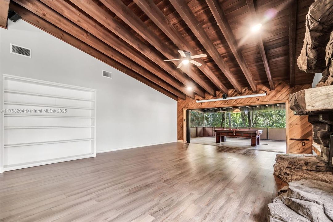 GREAT ROOM WITH WORKING CUSTOM FIREPLACE