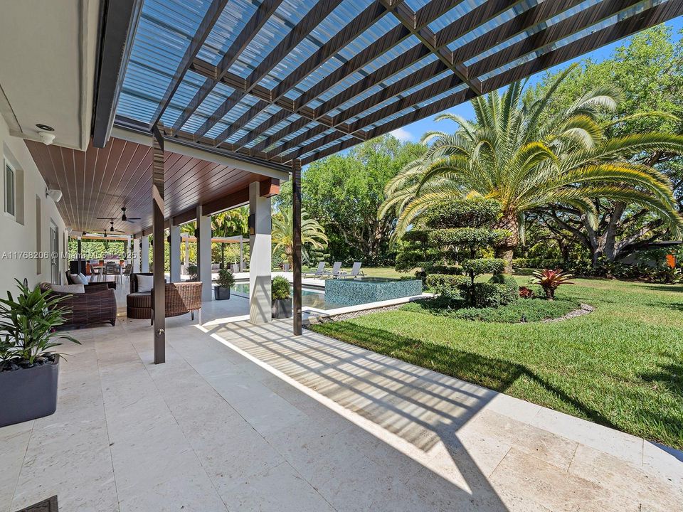 Recently Rented: $17,500 (3 beds, 2 baths, 2063 Square Feet)