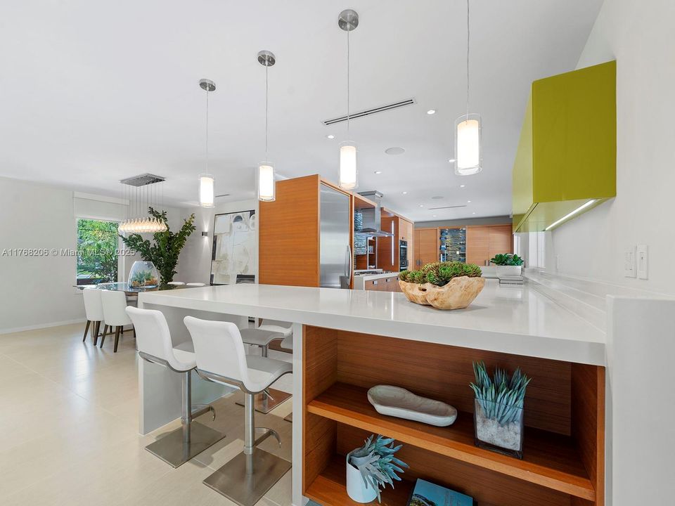 Recently Rented: $17,500 (3 beds, 2 baths, 2063 Square Feet)