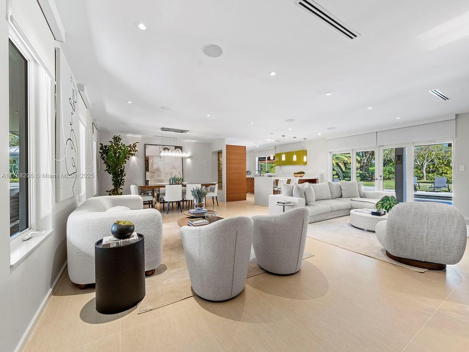 Recently Rented: $17,500 (3 beds, 2 baths, 2063 Square Feet)