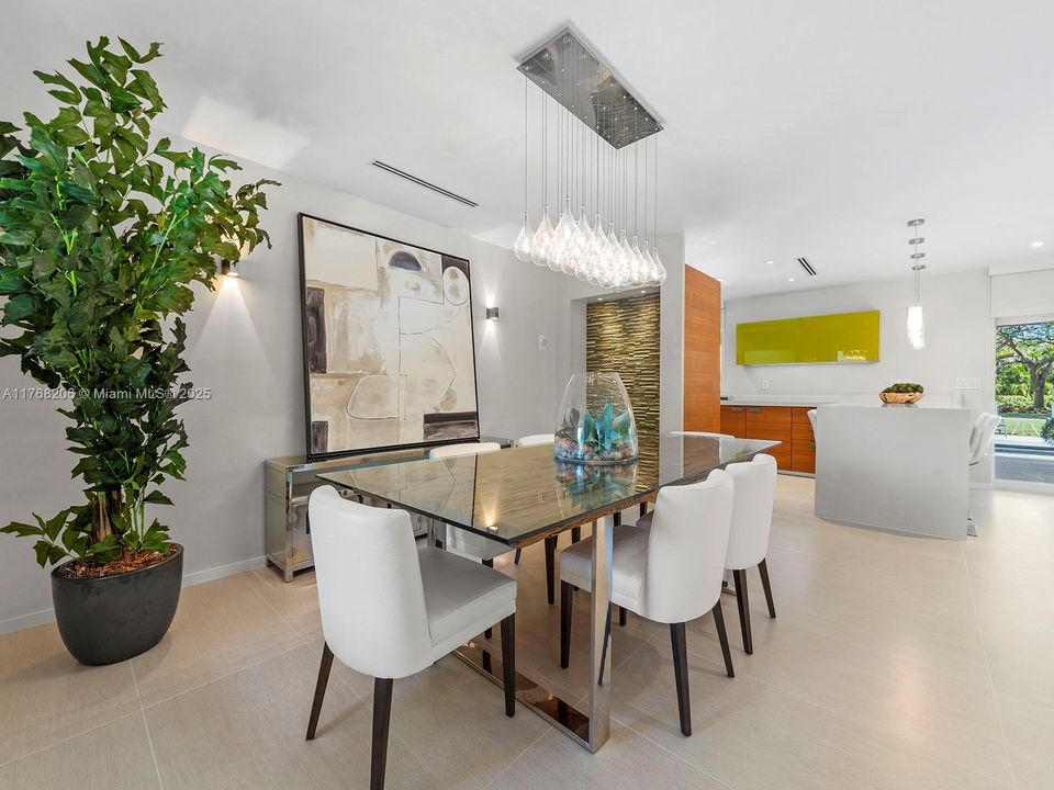 Recently Rented: $17,500 (3 beds, 2 baths, 2063 Square Feet)