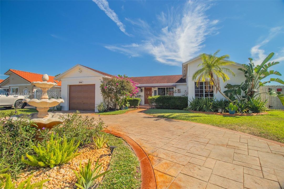 Vendido Recientemente: $669,999 (3 camas, 2 baños, 1254 Pies cuadrados)