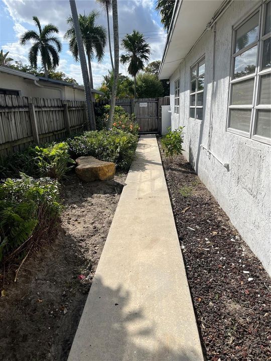 最近售出: $975,000 (0 贝兹, 0 浴室, 5097 平方英尺)