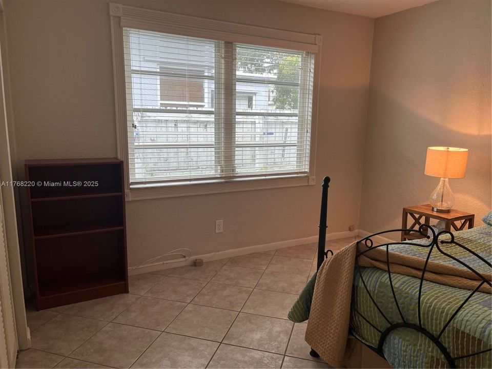 最近售出: $975,000 (0 贝兹, 0 浴室, 5097 平方英尺)