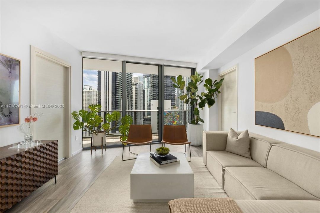 На продажу: $890,000 (2 спален, 2 ванн, 1119 Квадратных фут)