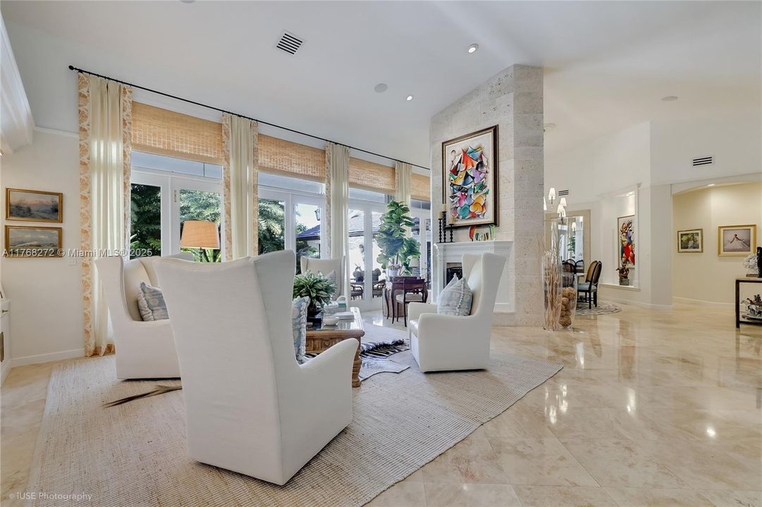 Recently Sold: $3,449,999 (5 beds, 4 baths, 4017 Square Feet)