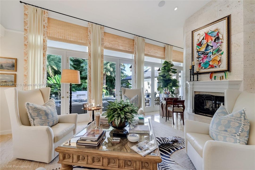 Recently Sold: $3,449,999 (5 beds, 4 baths, 4017 Square Feet)