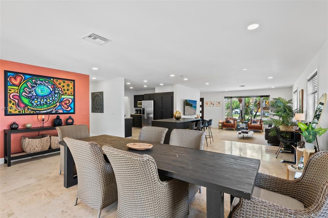 Недавно продано: $789,000 (3 спален, 2 ванн, 1957 Квадратных фут)