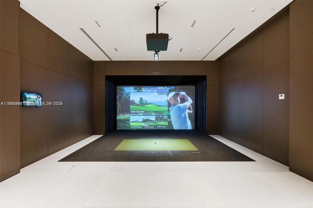 Recently Sold: $2,790,000 (3 beds, 2 baths, 2268 Square Feet)