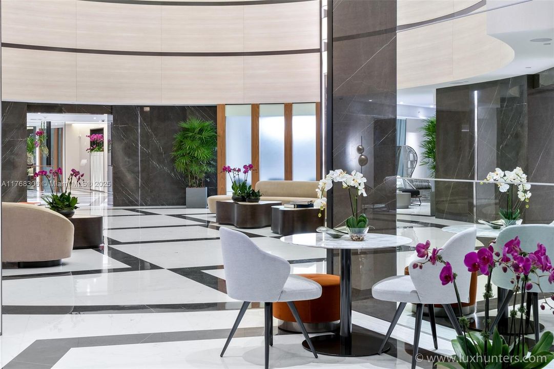 Recently Rented: $6,200 (1 beds, 1 baths, 1430 Square Feet)