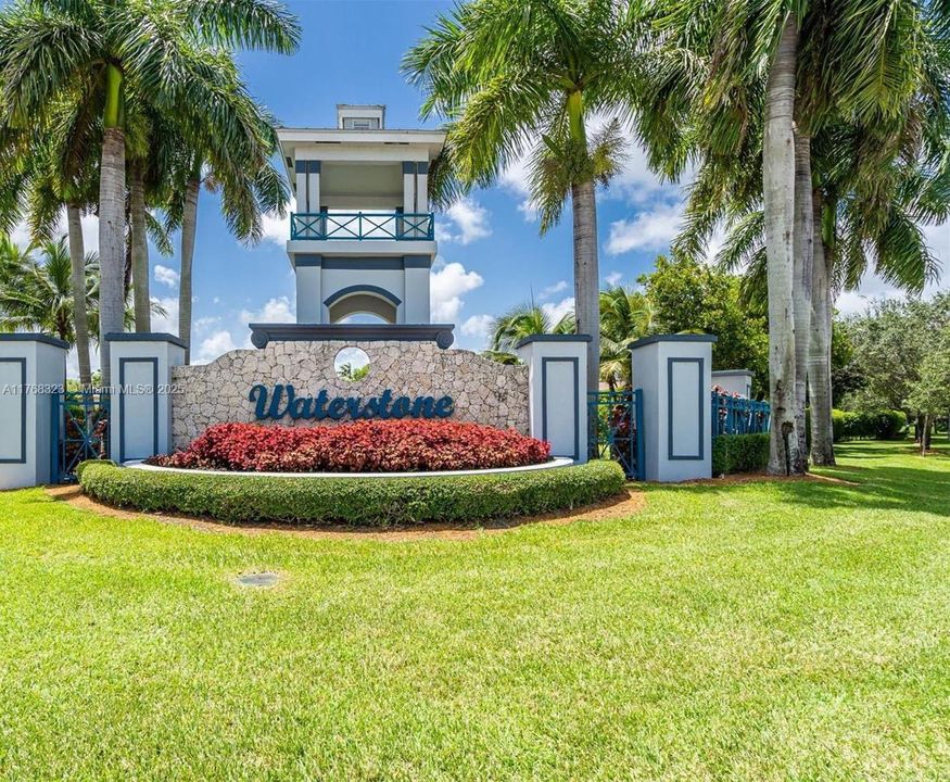 Vendido Recientemente: $649,000 (4 camas, 4 baños, 2603 Pies cuadrados)