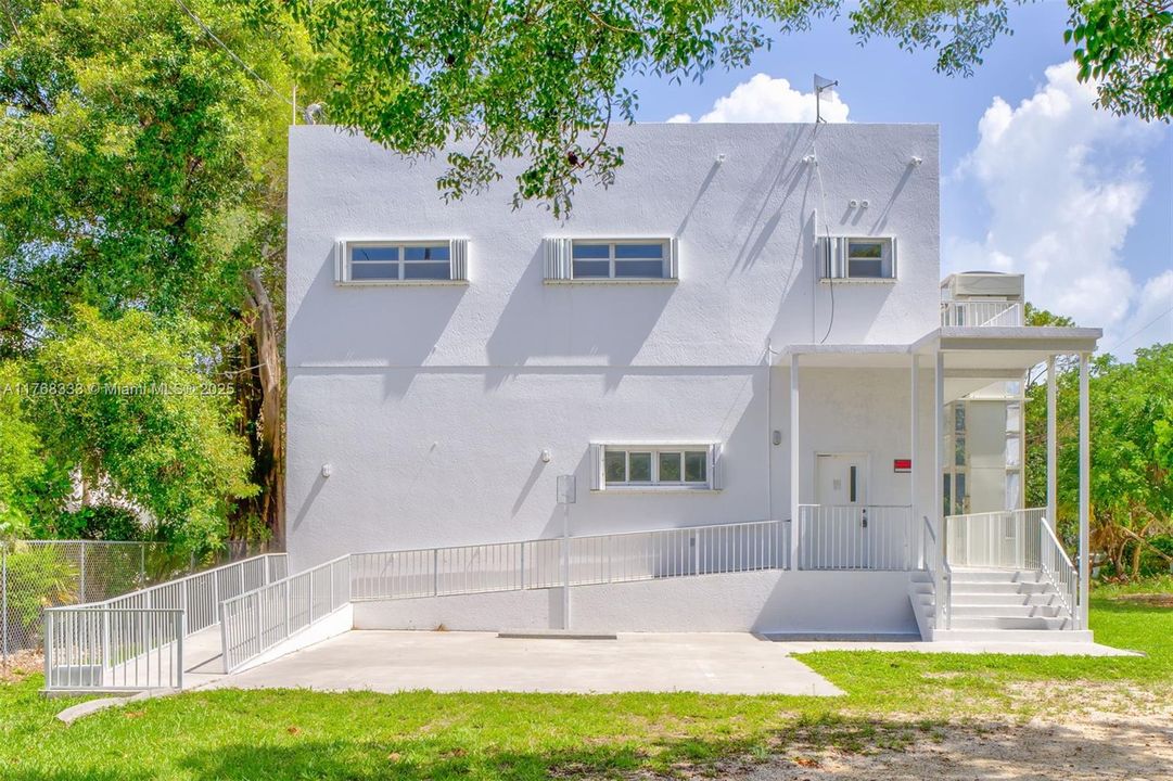 待售: $3,599,000 (0 贝兹, 0 浴室, 0 平方英尺)