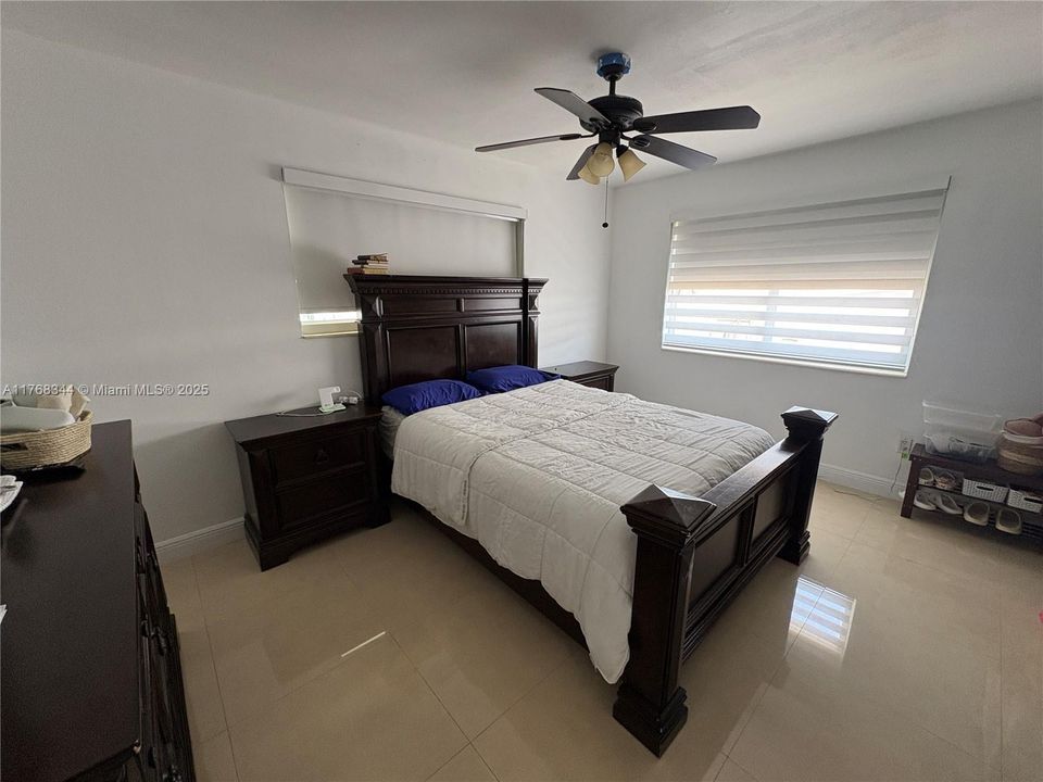 Recently Sold: $765,000 (3 beds, 2 baths, 1486 Square Feet)