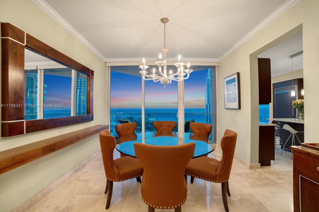 Recently Sold: $2,399,000 (2 beds, 2 baths, 2040 Square Feet)