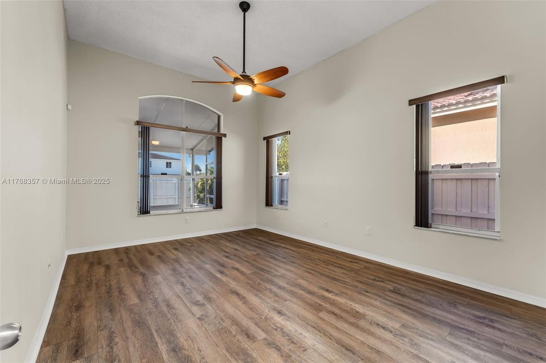 Recently Rented: $3,500 (4 beds, 2 baths, 2381 Square Feet)