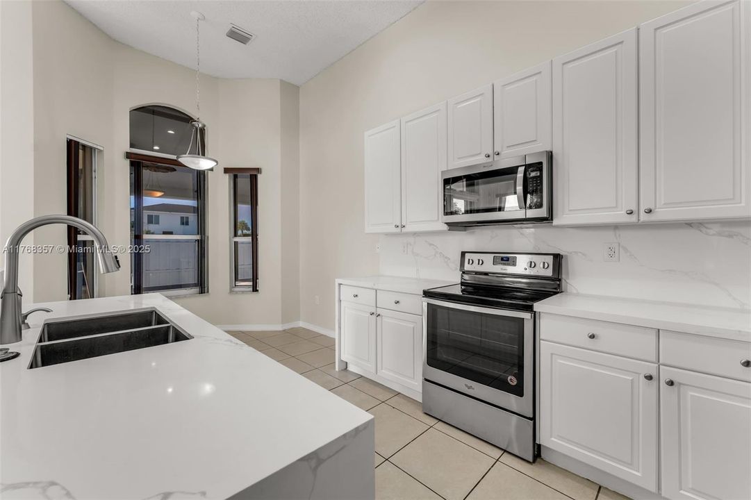 Recently Rented: $3,500 (4 beds, 2 baths, 2381 Square Feet)