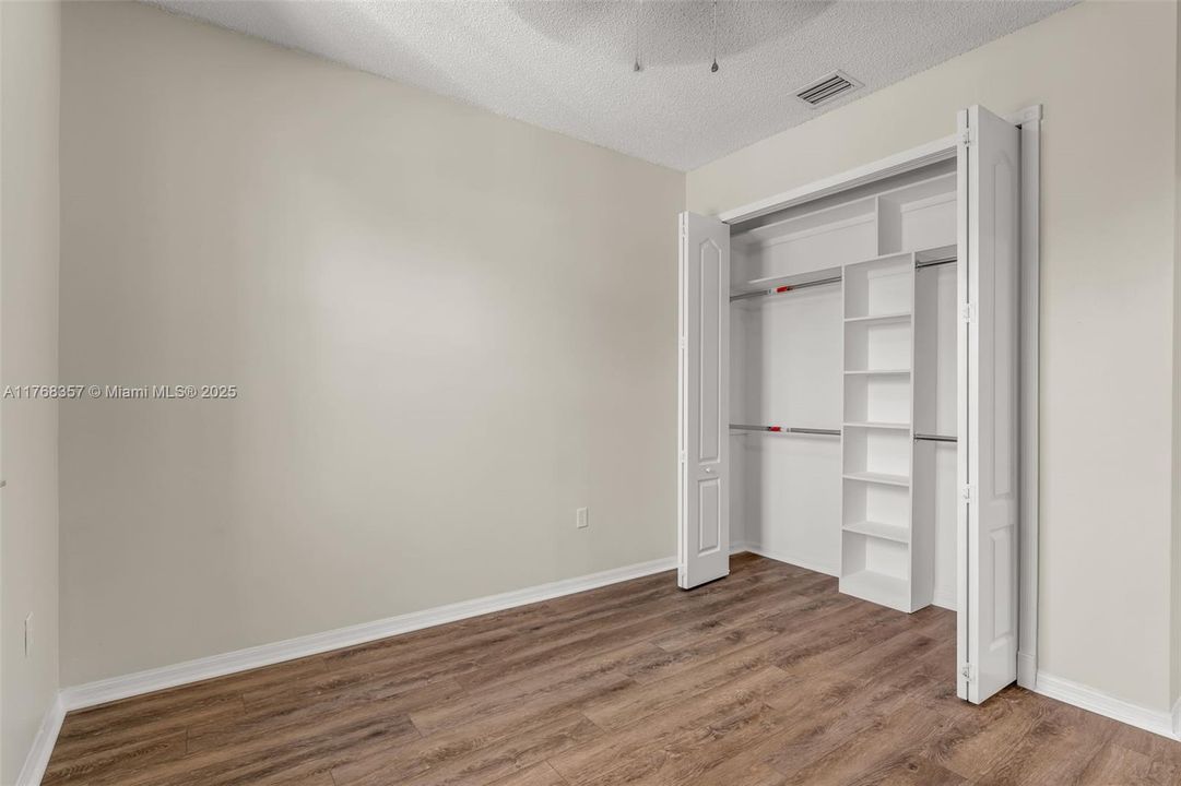 Recently Rented: $3,500 (4 beds, 2 baths, 2381 Square Feet)