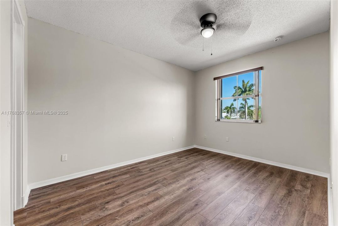 Recently Rented: $3,500 (4 beds, 2 baths, 2381 Square Feet)