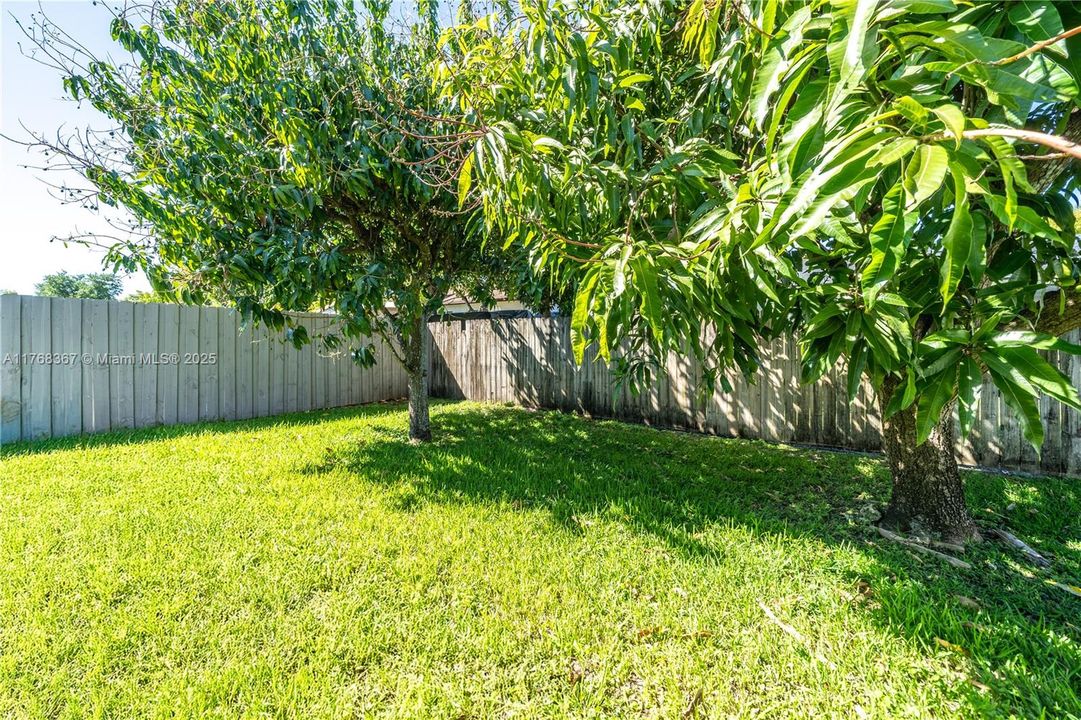 Recently Sold: $675,000 (4 beds, 3 baths, 2460 Square Feet)